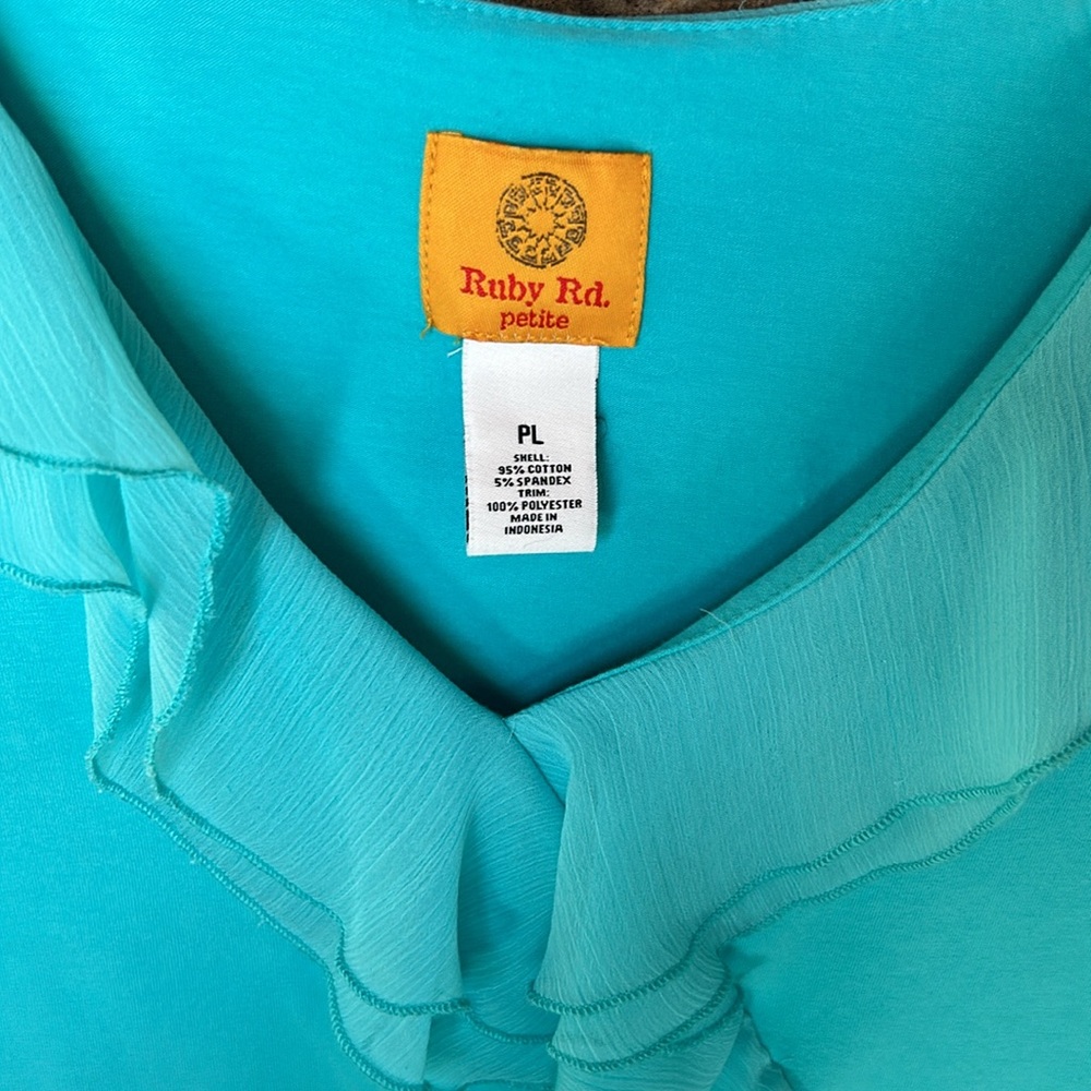 Ruby Rd. Petite Large Light Teal Blue Top with Ruffle V Neck; Perfect Condition - Picture 5 of 7